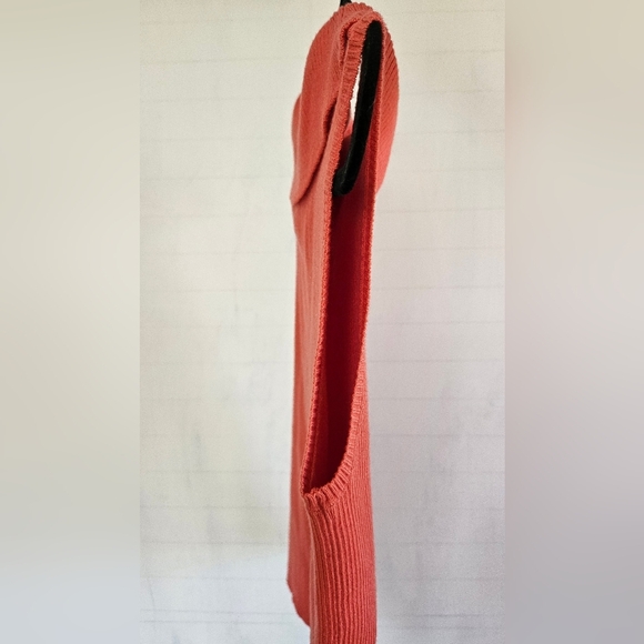 Beautiful Coral Shoulder Sweater - Picture 3 of 5